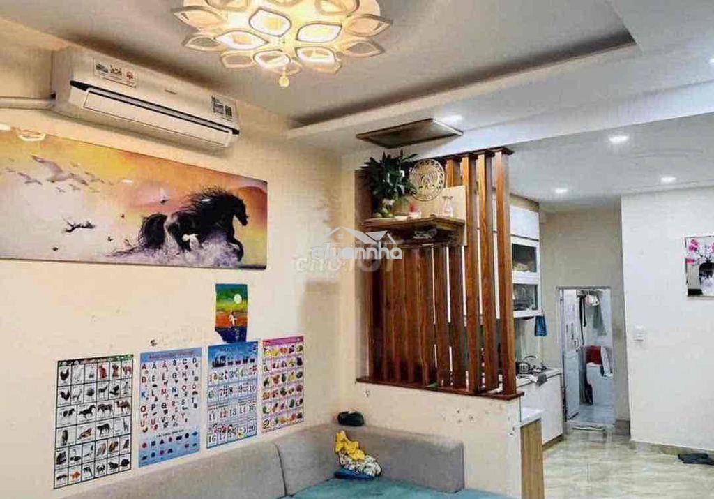 Nhà tl14 gần ngã tư ga. trệt lầu 3pn 2wc. đường xe hơi - 2
