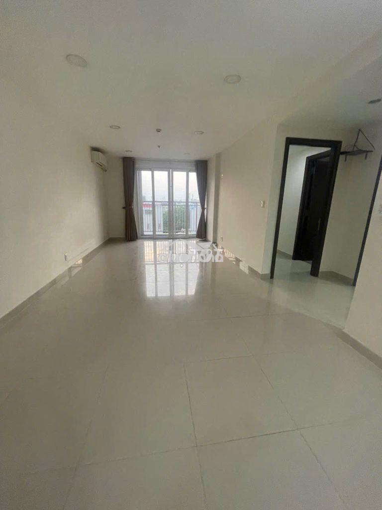 Cho thuê căn hộ 2pn block a, không nội thất