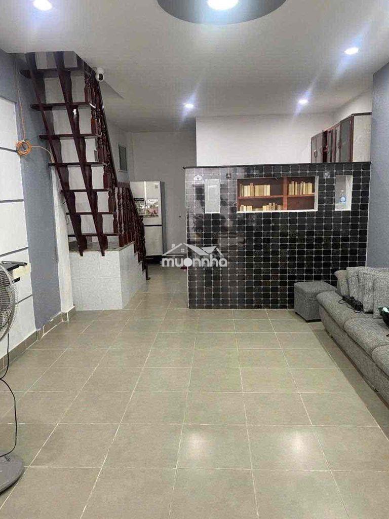 Nhà 2pn quang trung p10