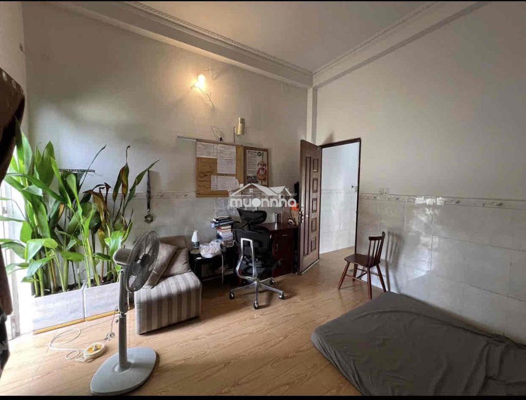 Cho thuê phòng 20m2 có ban công, wc riêng, đầy đủ nội thất - 2
