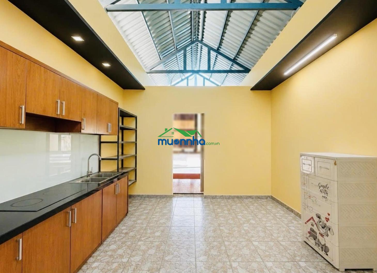 Nguyên hồng, 3 tầng btct, dt: 4.2x16m (58.1m2), 20m ra mặt tiền, 4pn, 4wc, mua cho thuê chdv, sổ a4 - 3
