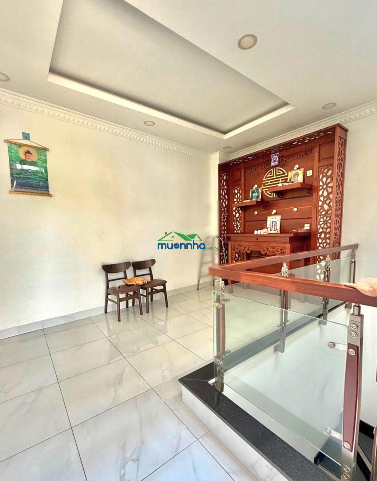 Giá rẻ: 7,2 tỷ. biệt thự 3 tầng. lê văn quới. dt: 90m². nội thất đầy đủ, xem muốn dọn vào ở liền - 4