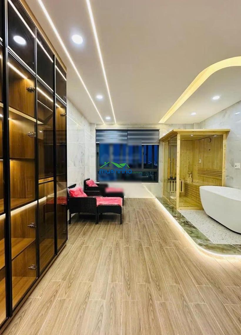 Hiếm - tân bình - nguyễn phúc chu - 5 lầu 4x18m - giá rất đẹp