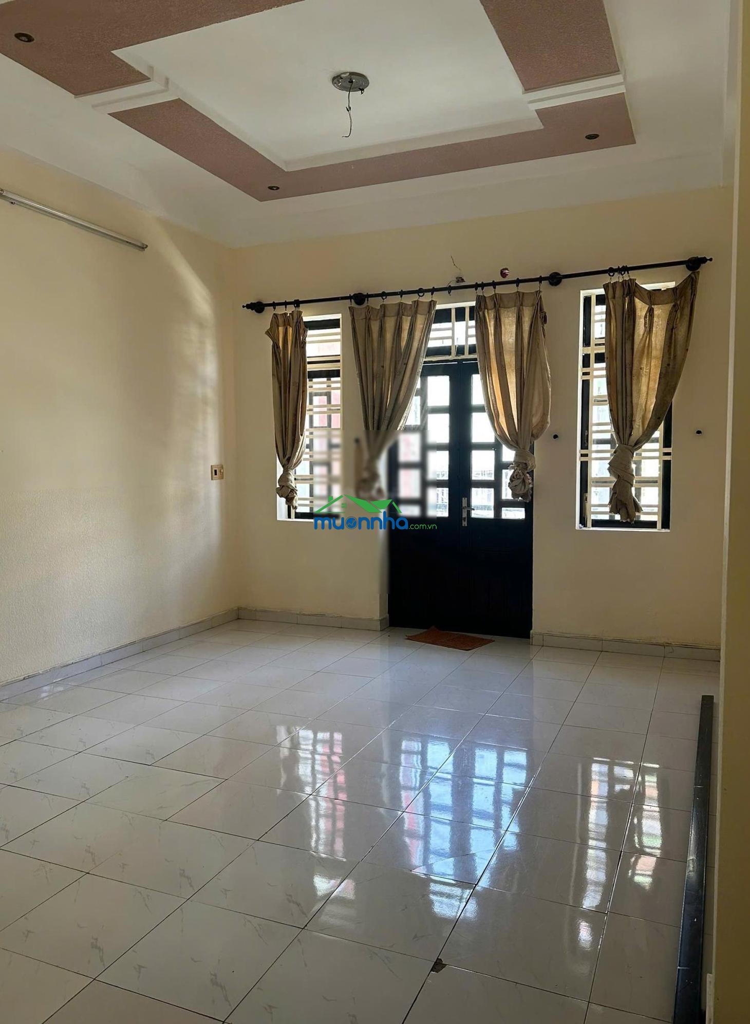 Nhà hẻm xe hơi đường quang trung. dt đất gần 200m2 đúc 3 lầu - 3