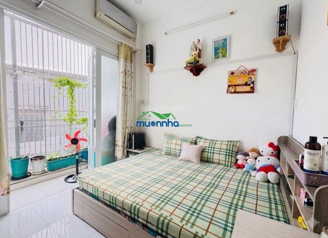 Bán nhà hẻm thông phạm văn hai - 34m - ngang 5.3m - hoàn công đủ bán nhà vị trí đẹp khu trung tâm - 2