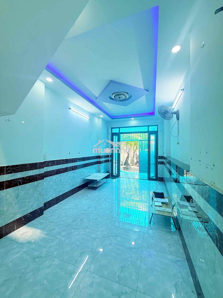 Bán nhà 2 tầng btct tô ký, cvpm quang trung, nở hậu, 54m, giá 3.79 tỷ - 2