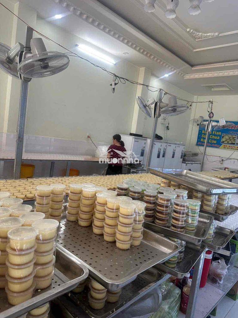 Bán nhà mặt tiền d9 kdc việt sing