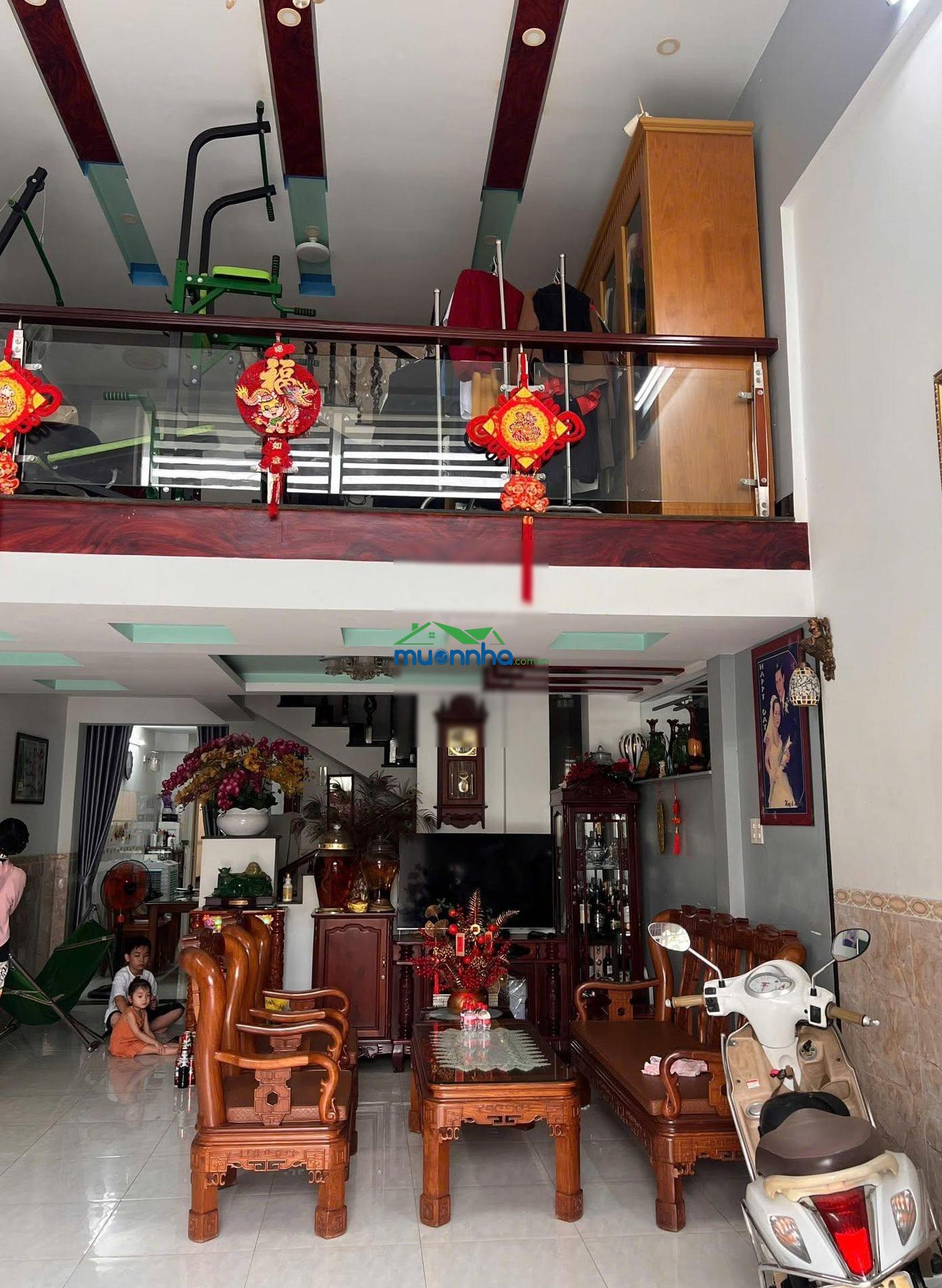 2tỷ1 bán gấp nhà đang cho thuê song hành (dt5x20) sổ hồng riêng
