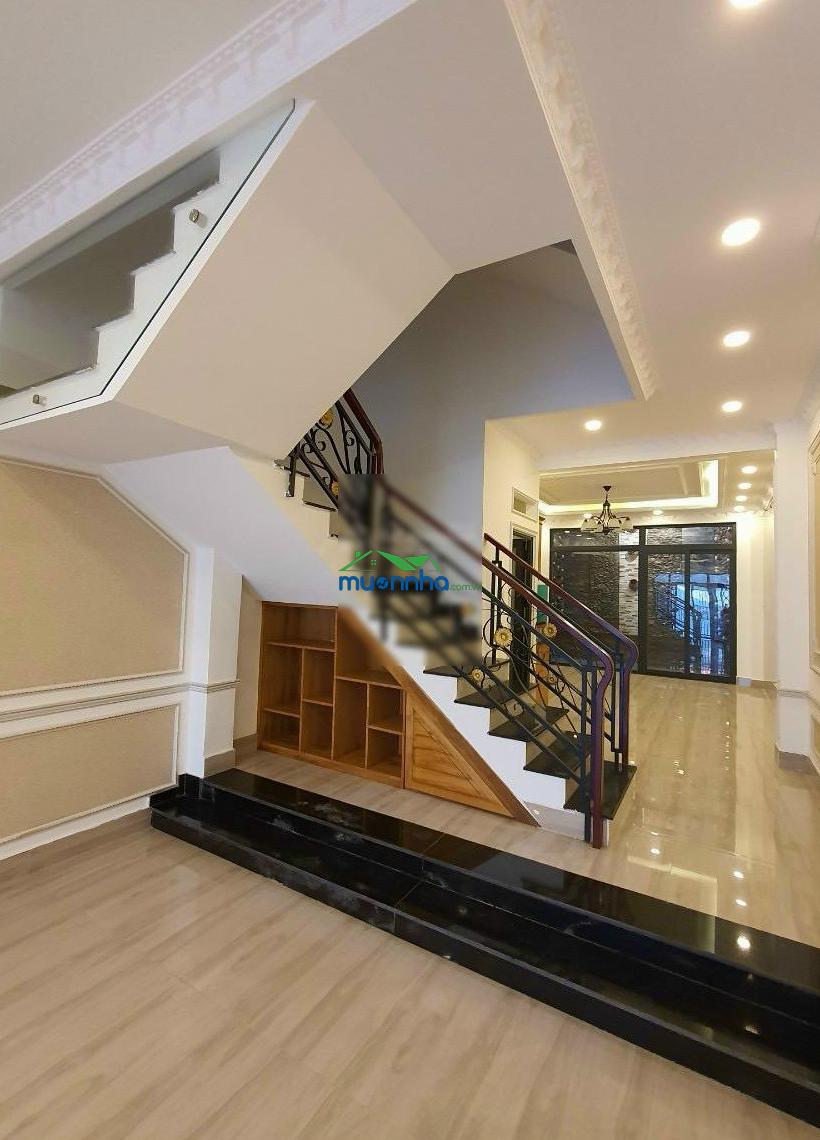 Nhà sát bên vạn hạnh mall. đường sư vạn hạnh/q10. 82m² (4,7m x 17m). lh ngay xem nhà