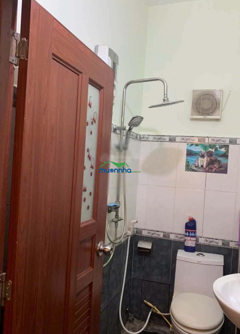 Bán nhà 2 tầng quận 3 lê văn sỹ, dt 33m2 2pn hẻm 4m chỉ 5 tỷ yếu