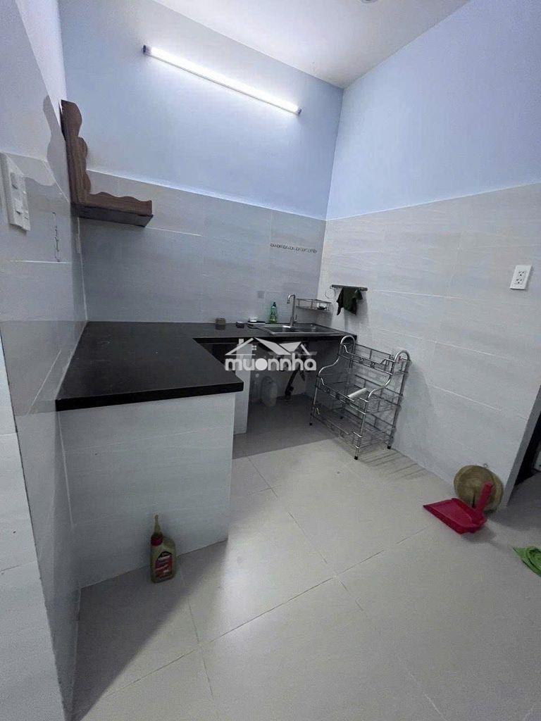 Cho thuê nhà mới xây 3,5x12 cmt8 quận 10 - 2