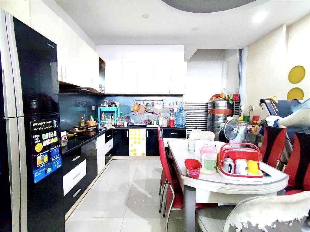Nhà dtsd 360m2 -5pn-đường số 63 -tân phong - 3 phút tới lotte quận 7 - - 3