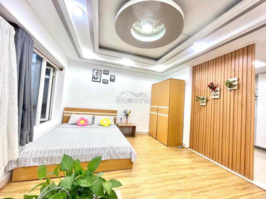 Cho thuê căn hộ 1 phòng ngủ ban công huỳnh văn bánh 40m2 gần q3, bờ kè - 4