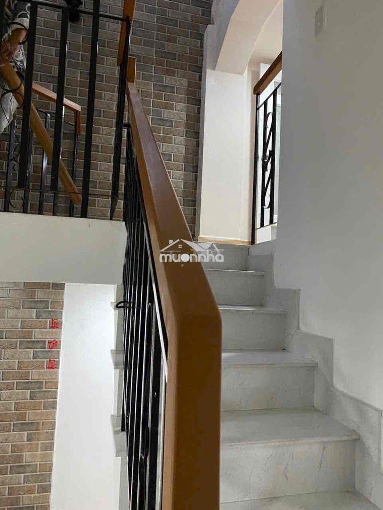Cho thuê nhà phạm đôn quận 5 - 33m2 3 tầng 2 pn - chỉ 11 tr 5 - 3