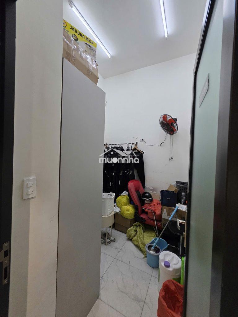 Cho thuê căn shophouse vị trí cực đẹp tòa the botanica 57m2 chỉ 30tr - 4