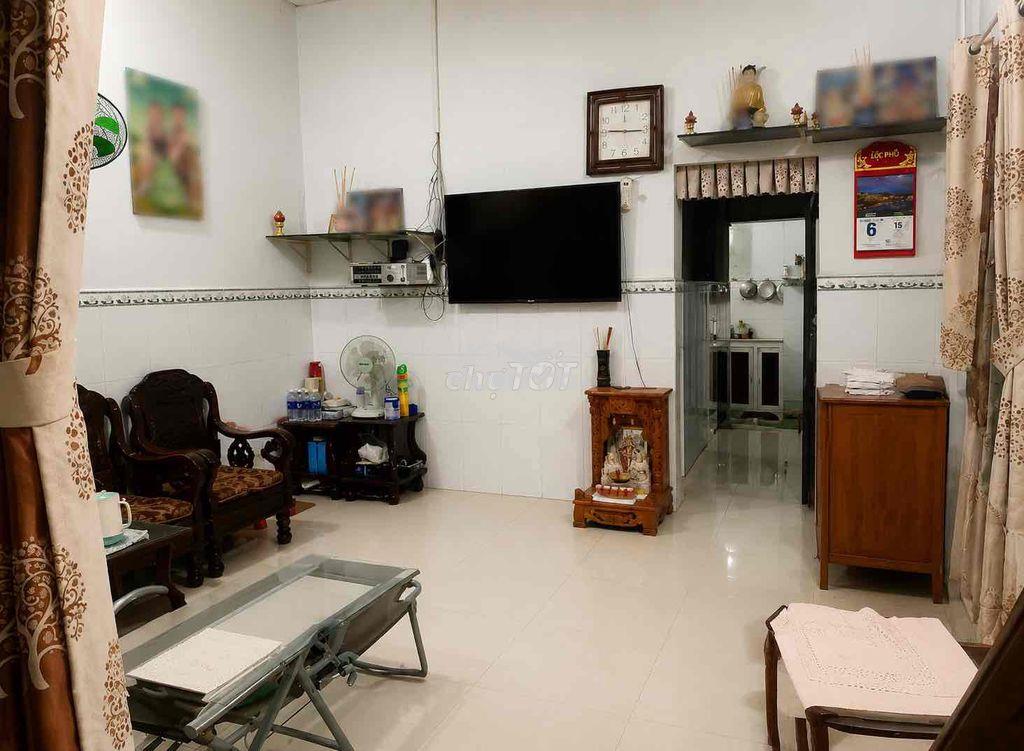 Chủ xoắn giảm giá 1 tỷ - nhà 2 tầng - gần 90m2 - hẻm xe hơi thông - 3