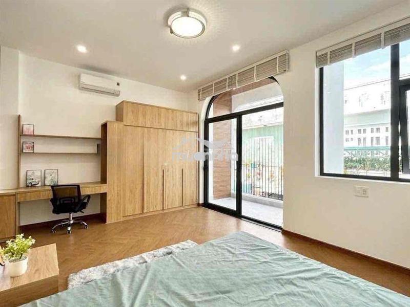 Căn hộ cao cấp full nội thất bancol thoáng an ninh ngay sân bay