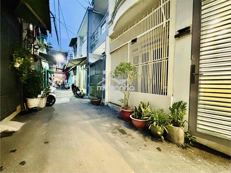 5 tỷ chút -60m2 -xe hơi đến nhà - đúc cứng-thống nhất chợ xóm mới