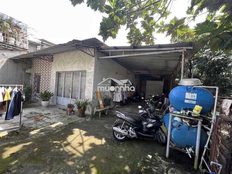 Bán nhà và đất