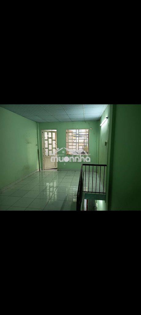 Nhé 2 mặt đường, 1 trệt 1 lầu - 3
