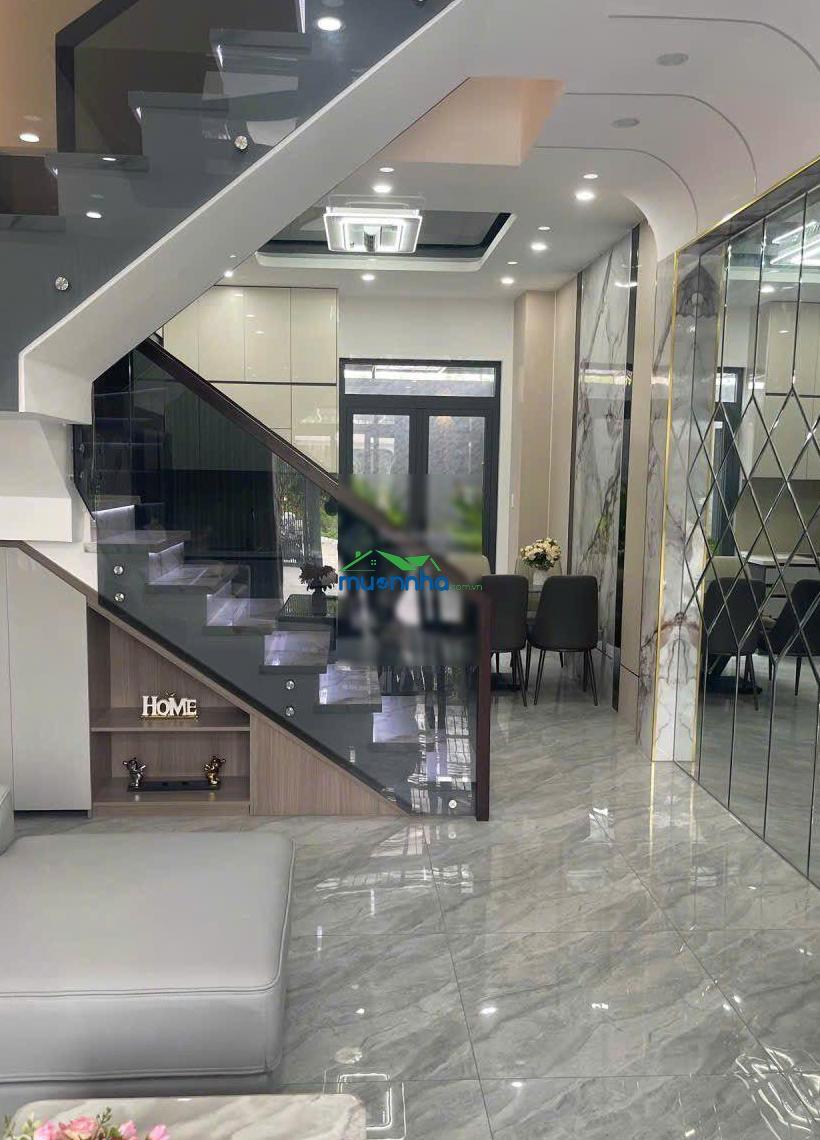 Nhà 3 tầng full nội thất đường hà huy giáp phường thạnh lộc q12, dt 104m2 hẻm 6m giá 6,2 tỷ