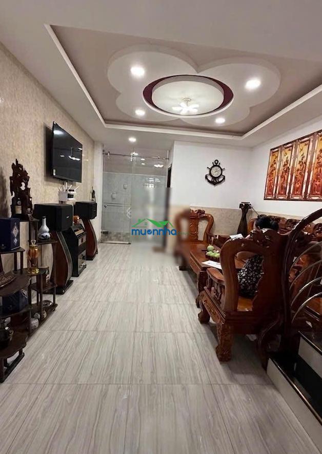 Chỉ hơn 8tỷ nhà tỉnh lộ 10 an lạc,(62m2),6 tầng có thang máy,có điện năng lượng mặt trời,hẻm 10m.