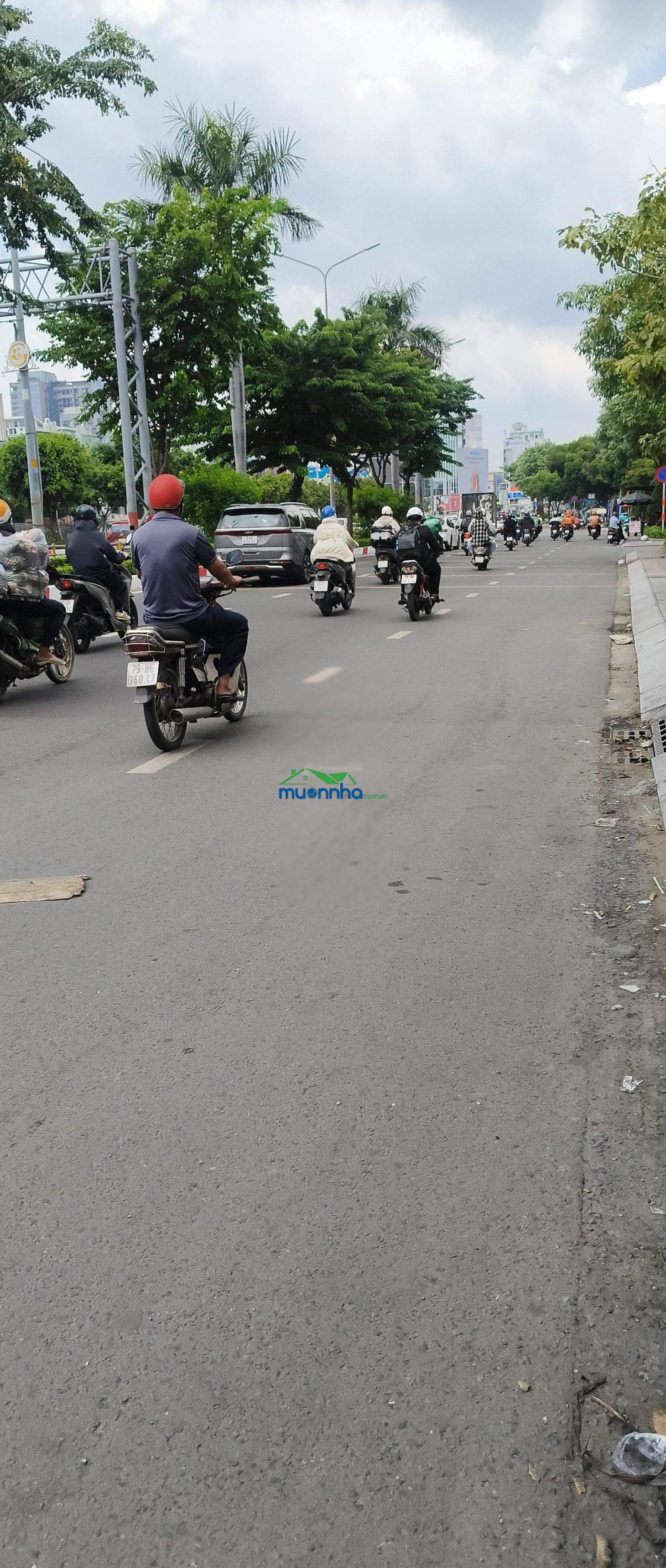 Bán nhà riêng mặt tiền đường thích quảng đức 30 m2 nở hậu gần phan đăng lưu giảm mạnh giá 6,9 tỷ - 3