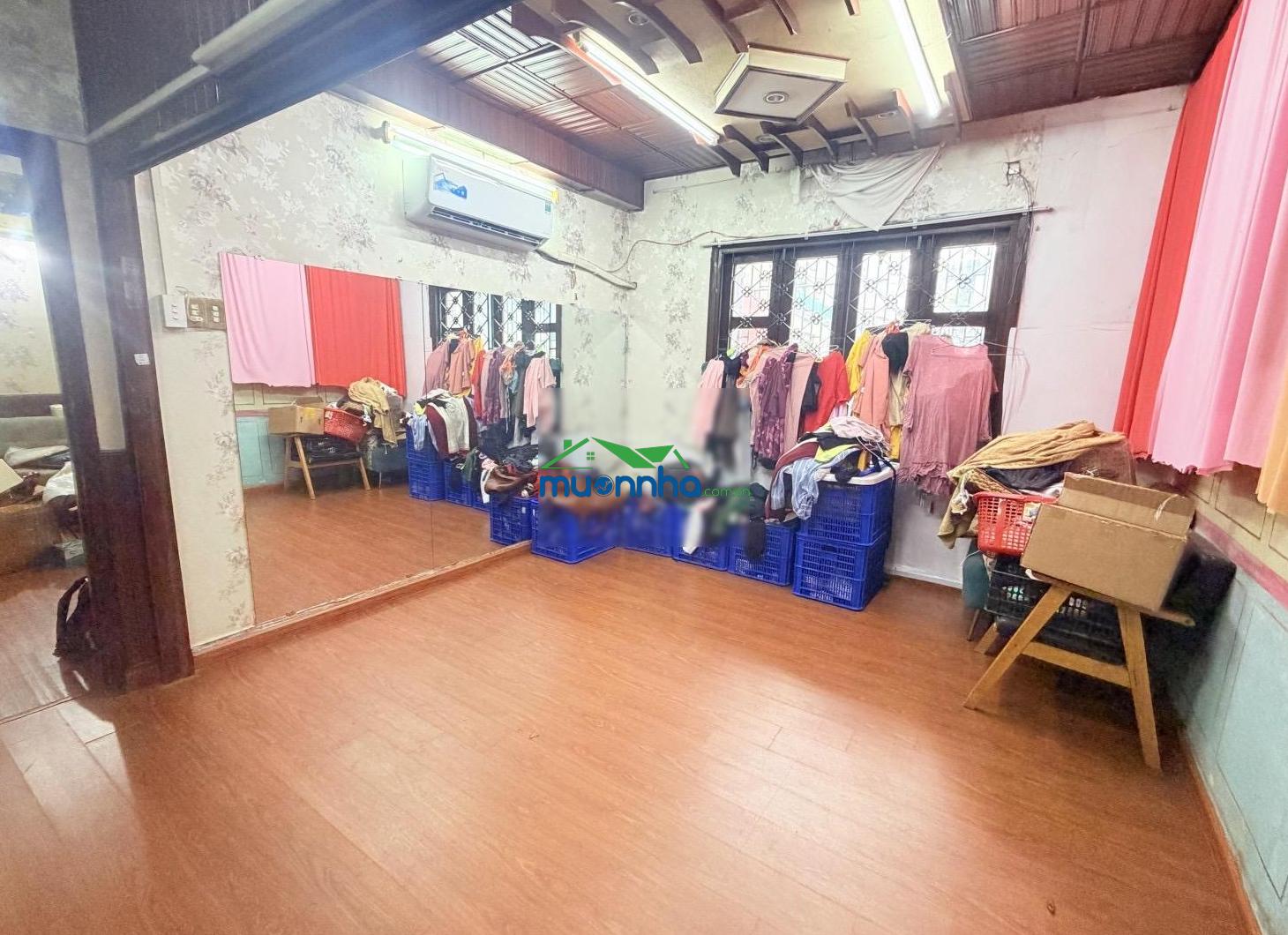 Lạc long quân - tân bình nhà ngang hiếm (10mx6m) lô góc chính chủ lâu năm - 2