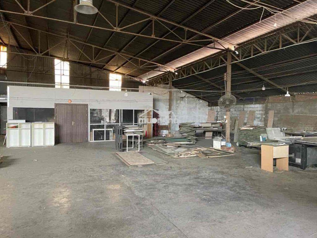 Cho thuê kho/xưởng dĩ an – tp.hcm diện tích: 1.000m² 	●	điện: 3 pha - 3