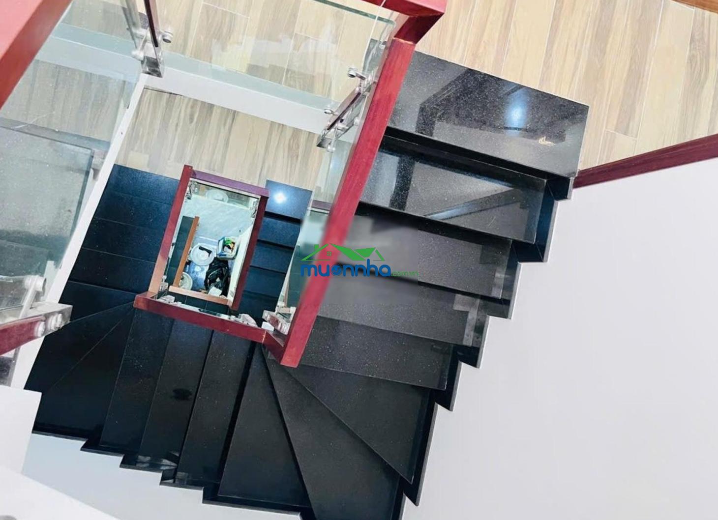 Giá tốt! chủ cần tiền bán gấp nhà 4 tầng hẻm dương bá trạc. khu dân cư an ninh giá nhỉnh 6 tỷ - 4