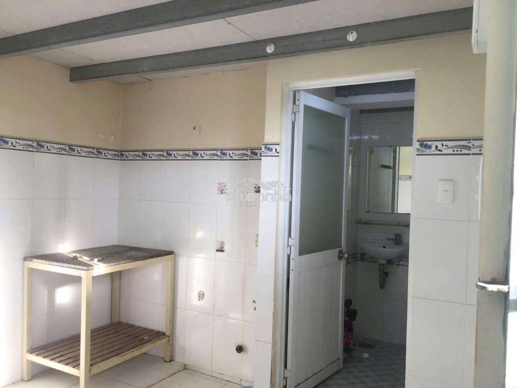 Cho thuê phòng trọ đường lâm văn bền, quận 7 - 2