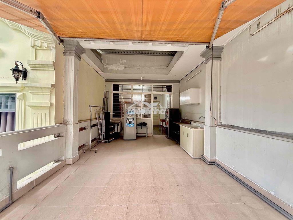 Phòng trọ tách bếp 40m2 balcony sân vườn gần bùi viện, metro bến thành - 4