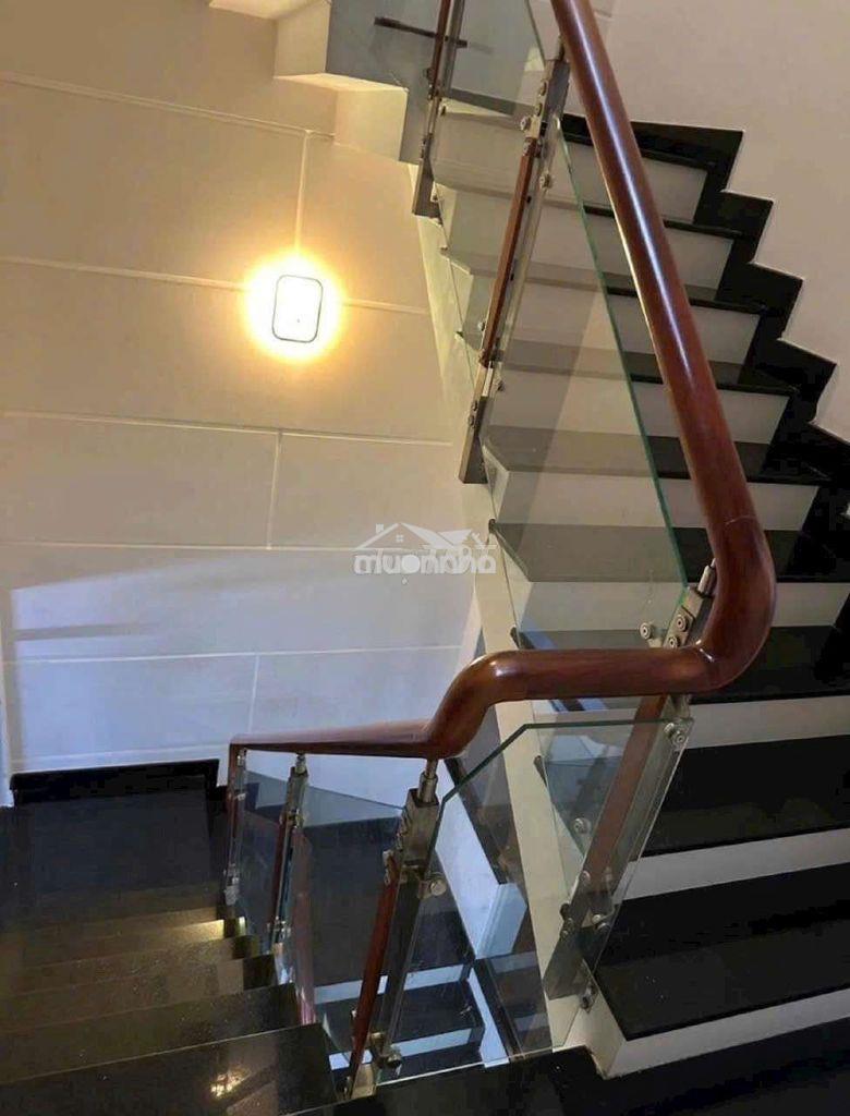 Cho thuê nhà nguyên căn 1 trệt 3 lầu - 3