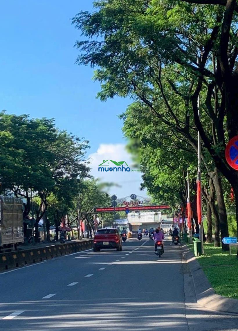 9.9ty nhà đẹp kdc phú nhuận lê thị riêng, quận 12 dt 114 m dt sàn 357m diện tích: 5.7 x 20m