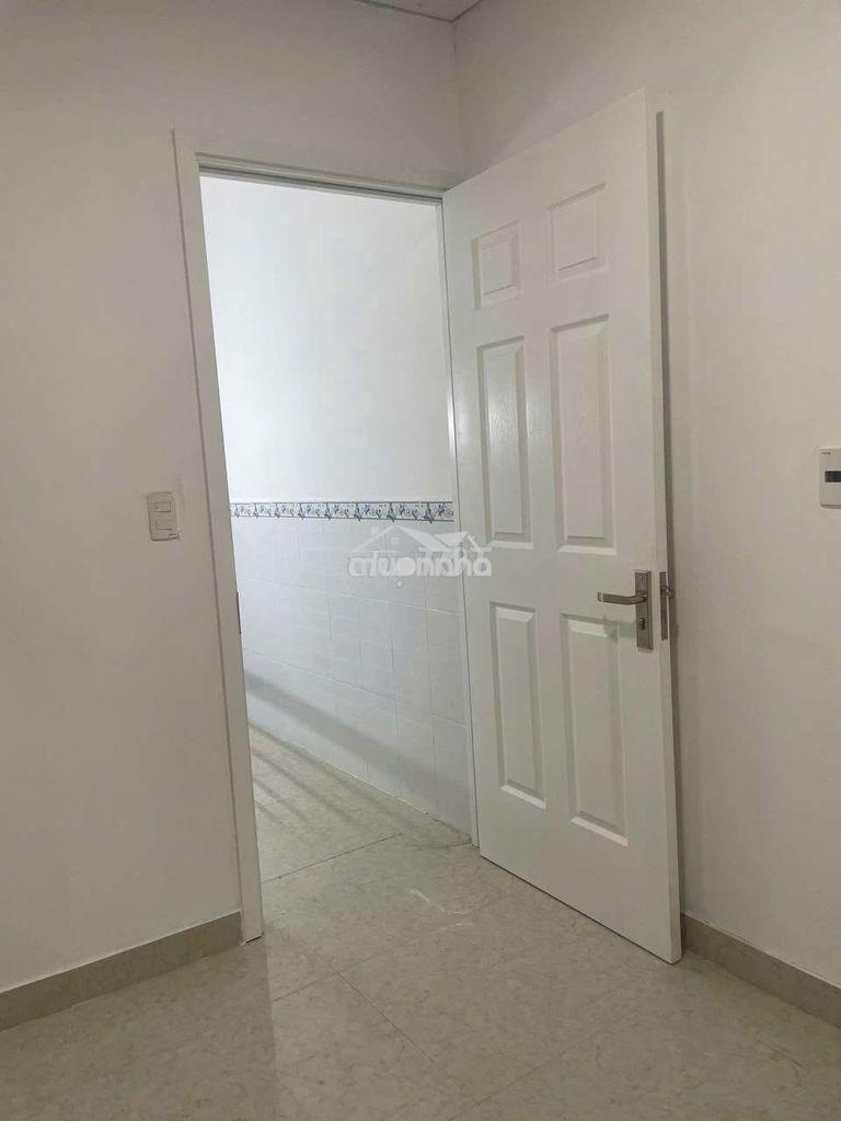 Nhờ môi giới dẫn dùm  nhà phan huy ích dt 3x6m 1 lầu sổ riêng - 4