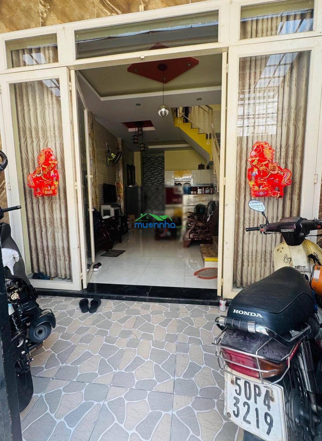 Tân bình $ 7.25 tl bán nhà đường trung lang dt:43 m² (4.3 x10) 3 tầng 3pn cách mt 15m g - 2