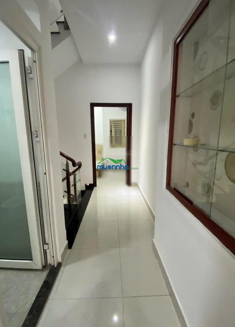 Giá rẻ - vị trí đẹp - sau lưng emart - hxh dương quảng hàm - 4.6m x 17m (nh 5.2m) - sẵn dòng tiền