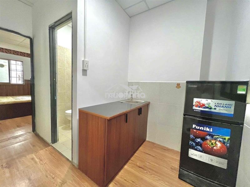 Chính chủ cho thuê 1pn tách bếp chỉ 5p di chuyển qua sân bay-q10-q3