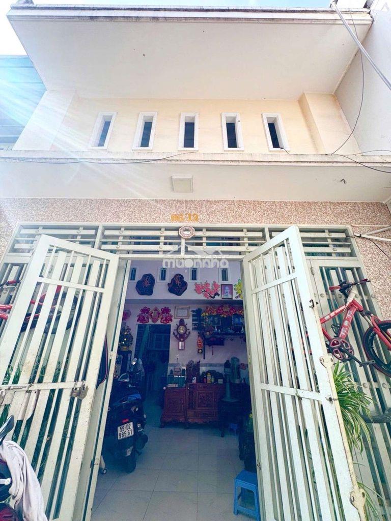 😎😎😎Siêu phẩm - ngang 5m  - ngã tư bốn xã - 2 tầng - pháp lý chuẩn