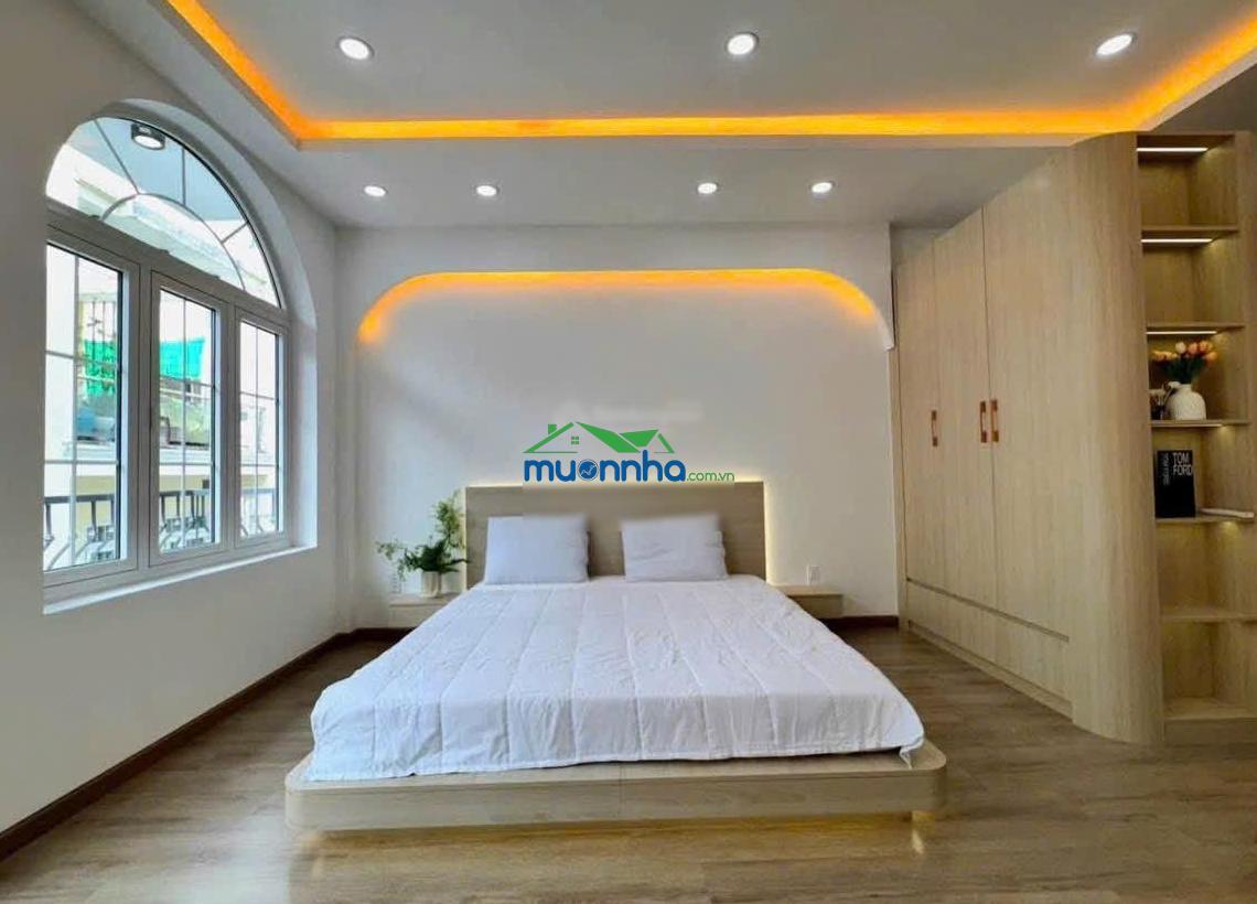 Cô ngọc kẹt tiền bán gấp nhà nguyễn thị minh khai, quận 1 - giá: 4.85 tỷ/75m² (5x15m)