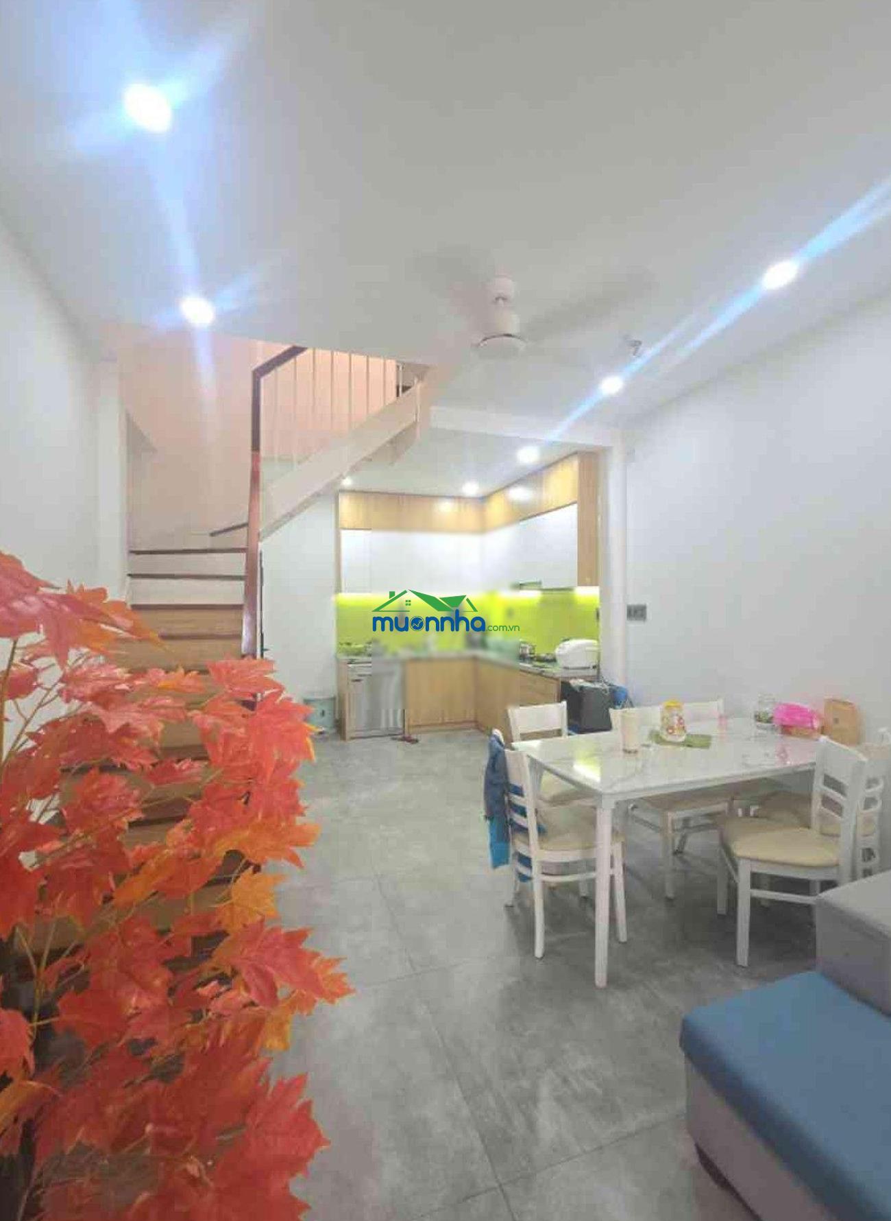Quận 11 $ 7.1 tl bán nhà lạc long quân dt:48 m²(4 12) vuông kết cấu: 1 trệt 2 lầu, 2pn lớn