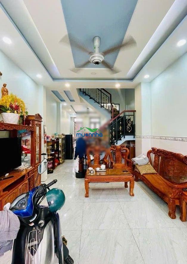 Nhà gần trường chinh, chợ bà quẹo. khu dân cư thân thiện, hàng xóm dễ thương...