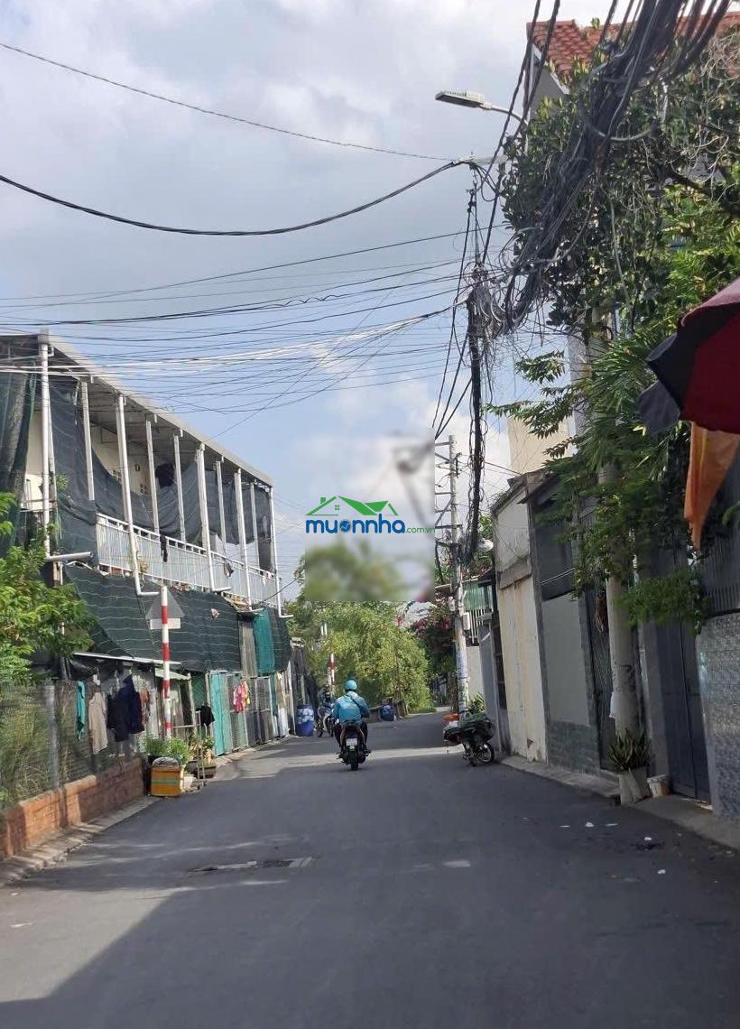 Tăng nhơn phú b - 4.9 tỷ - có nhà hxh ngang 5.56m - 2 lầu - 3pn - vào ở ngay - 2