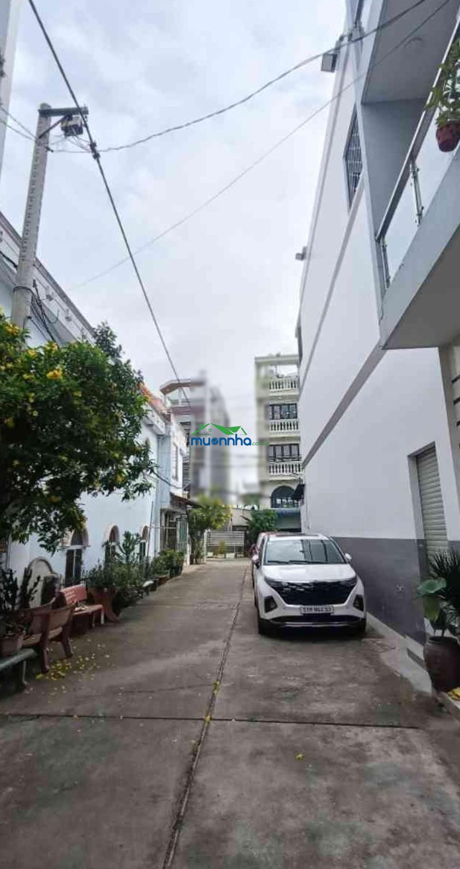 Nhà mới 3 tầng. dt 4x12m. hẻm 6m thông. 5 tỷ hơn. nở hậu. hương lộ 2. lê văn quới. quận bình tân. - 4