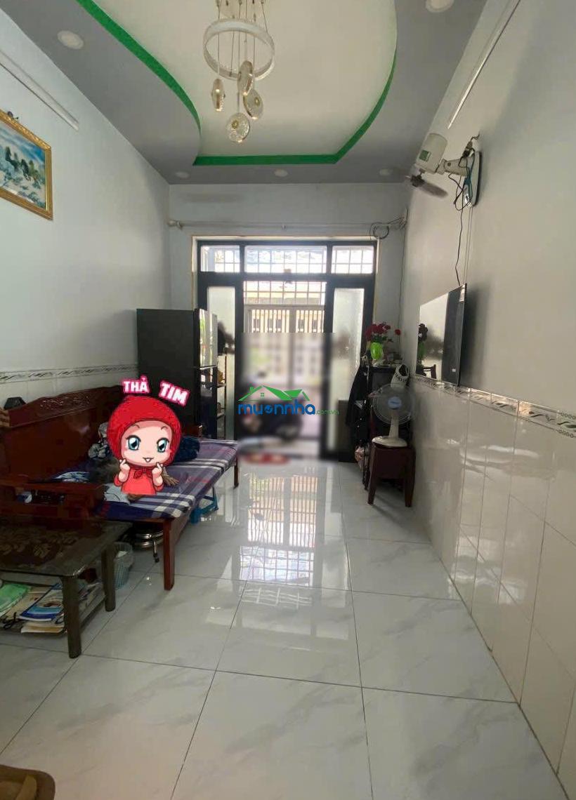 Nhà đẹp ở liền ngay ngã tư 4 xã, giá 3tỷ350 - 3