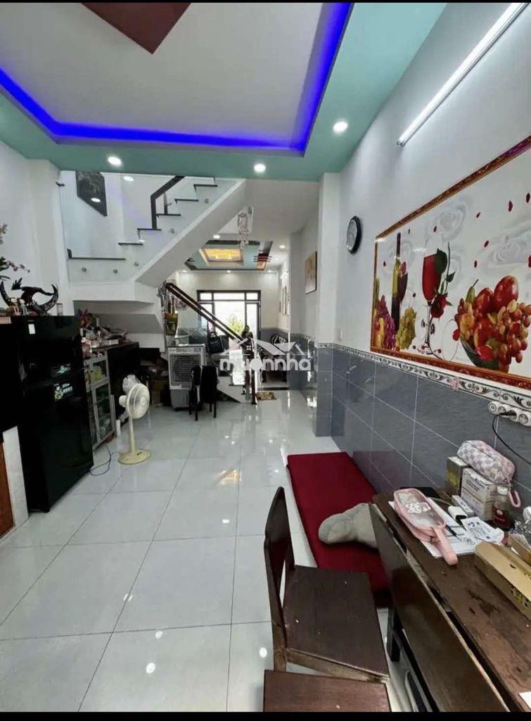 Bán nhà tân sơn nhì tân phú - 50m2 - sổ hồng riêng - giá tốt dưới 6 tỷ - 2
