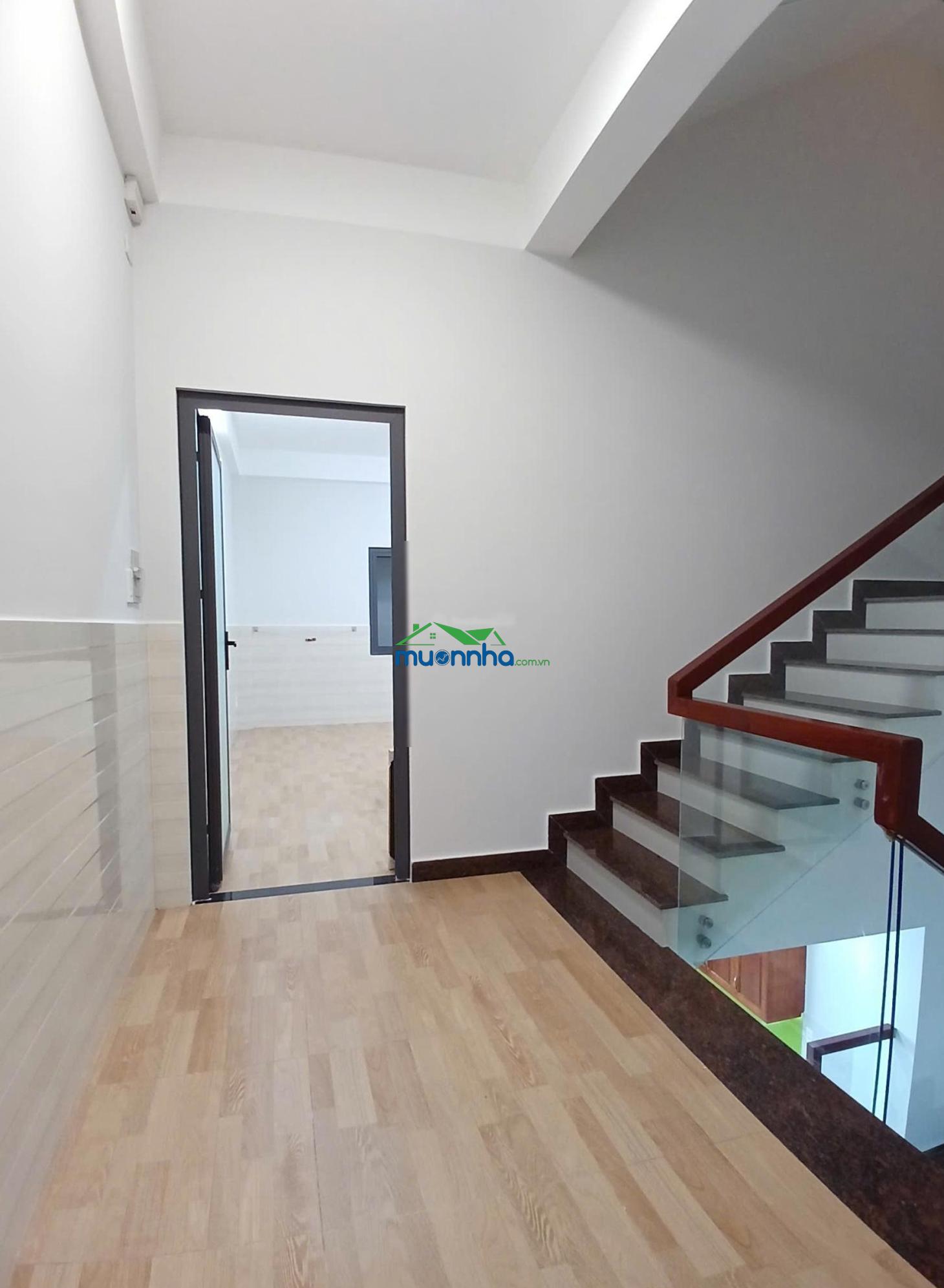 Nhà diện tích lớn (5mx17m, 84m2) - gò dầu - đúc 3.5 tấm _ 4pn, 6wc, giá 7.8 tỷ - 3