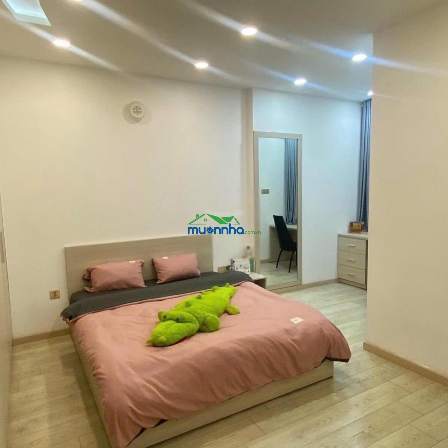 Hẻm xe hơi bùi đình túy - xe hơi ngủ hầm - 6 tầng - vị trí trung tâm
