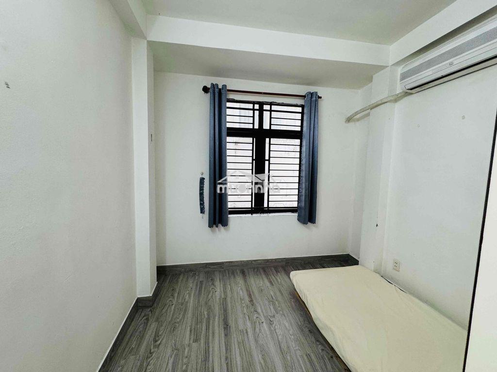 Ngay chợ thị nghè giáp q1,2,. cho thuê căn 2pn ban công - 4