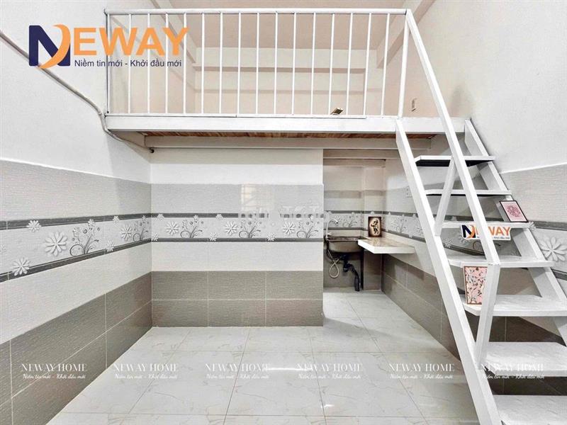 Phòng trọ có gác bancol sẵn máy lạnh - thang máy ngay aeon tân phú